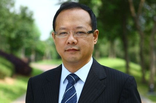 Vincent Pang replaces Kevin Tao, who was the president of Huawei&#39;s Western European Region since early 2011. Kevin Tao is taking on a new position at ... - Huawei-President-Western-European-Region-Vincent-Pang