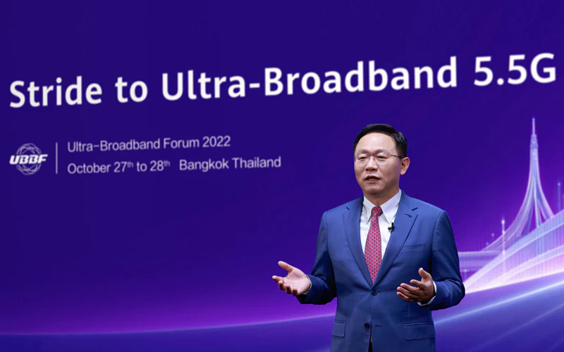 David Wang delivering the keynote