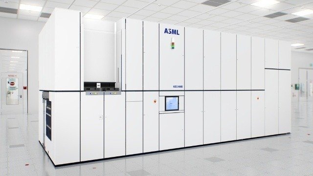 ASML NXE